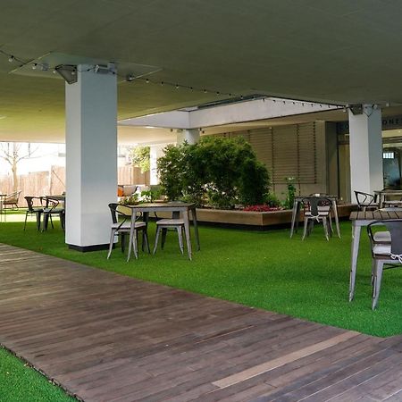 Hotel Villa Odon Villaviciosa de Odón Buitenkant foto