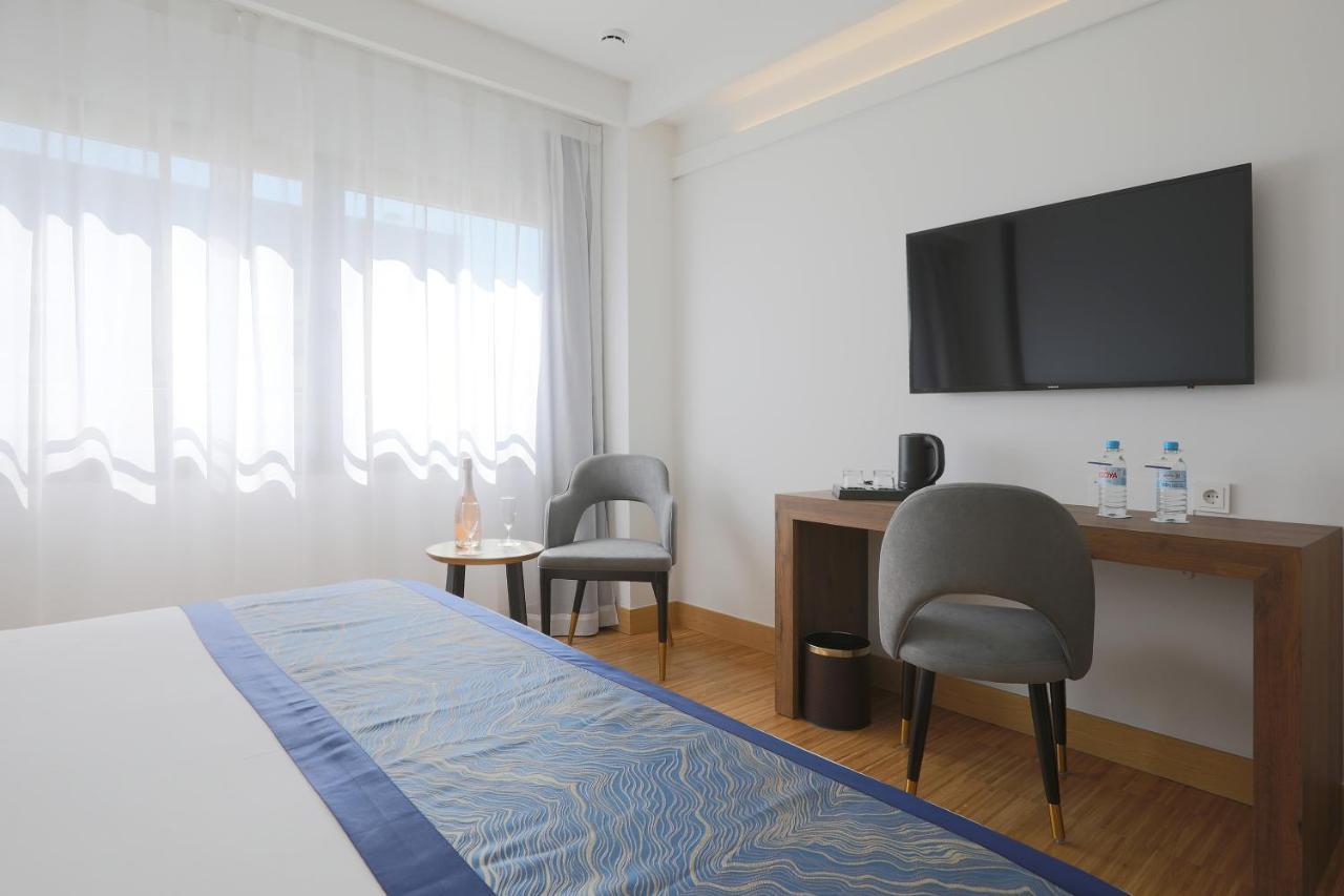 Hotel Villa Odon Villaviciosa de Odón Buitenkant foto